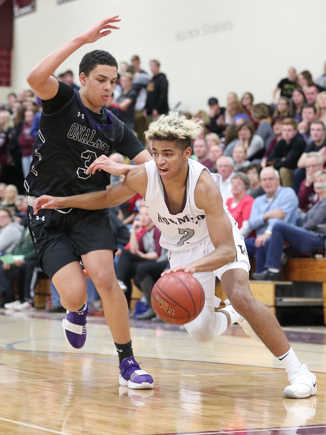 Holmen vs. Onalaska Boys Basketball